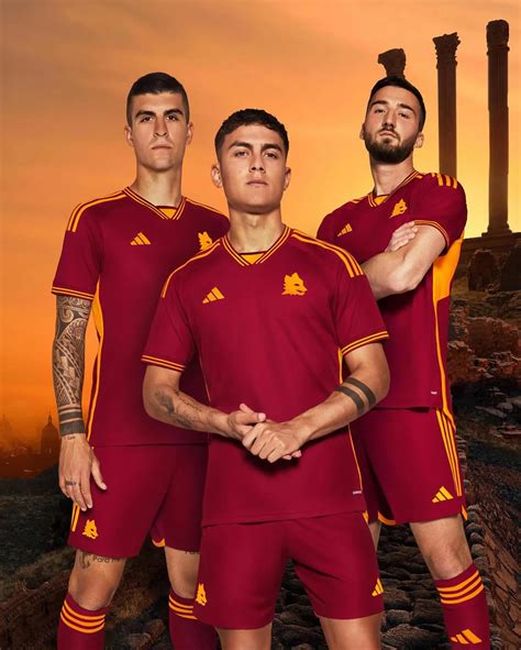 adidas roma club.